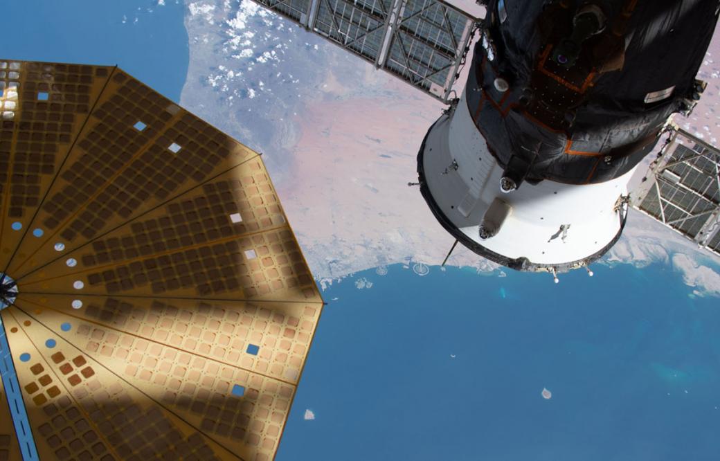Nhìn từ ISS xuống bờ biển Dubai vào ngày 29 tháng 5 năm 2019.