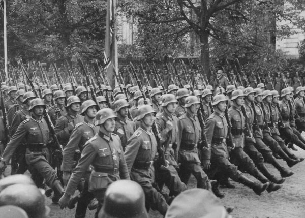 german troops parade through warsaw poland 09 1939 nara 559369