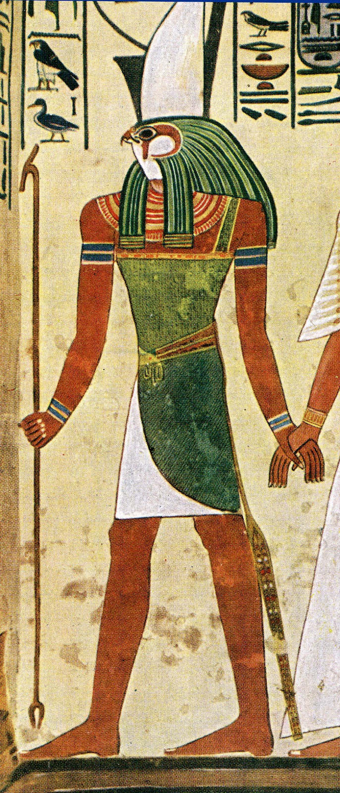 horus egyptian statue
