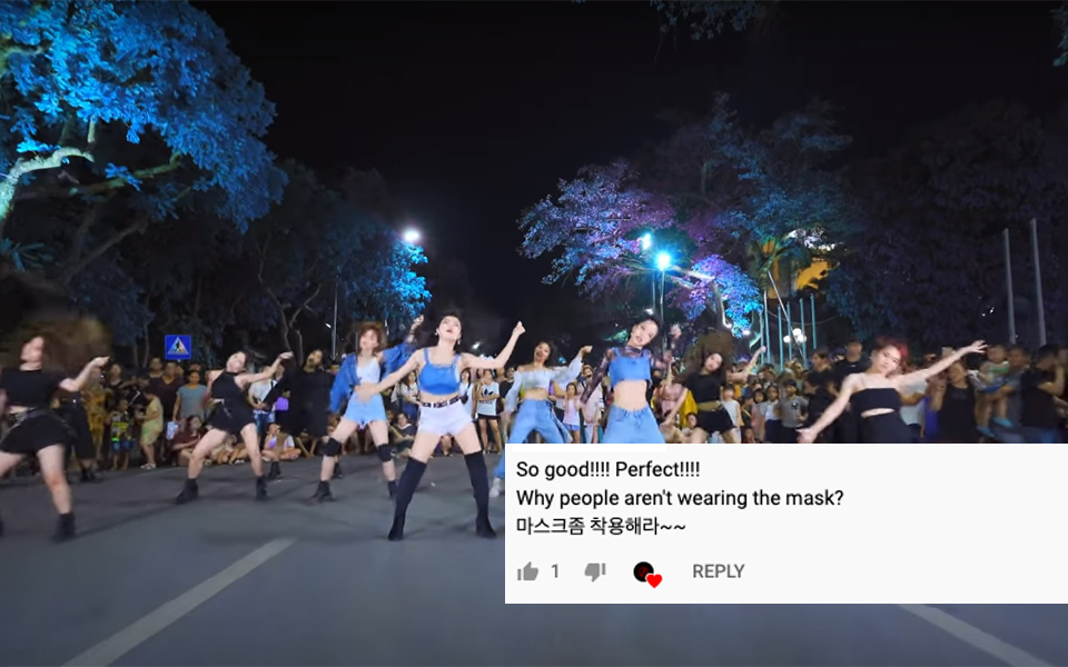 Dân mạng nước ngoài hoảng hốt khi thấy thanh niên Việt Nam thờ ơ giãn cách xã hội, vô tư nhảy nhót ở phố đi bộ