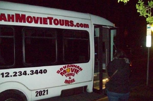 savannah-s-ghost-bus-tour-with-dinner-package-in-savannah-359625 savannah s ghost bus tour with dinner package in savannah 359625