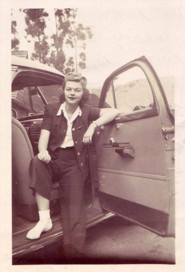 our beloved grandmas from the 1940s 11