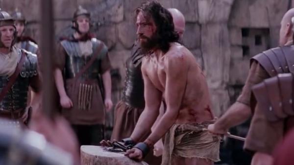 bizarre things that happened on the set of the passion of the christ 9