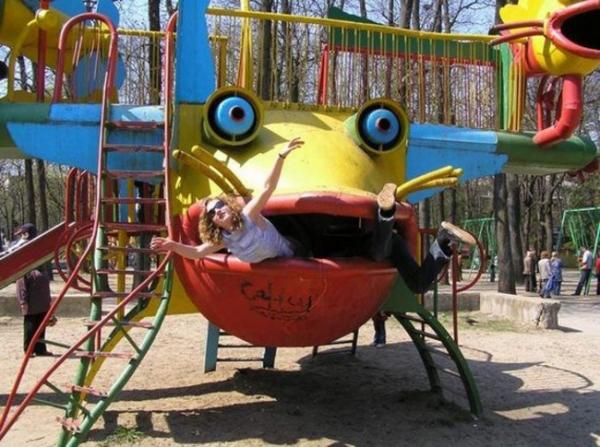 creepy playgrounds emgn1