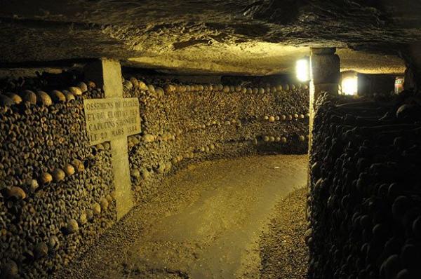 catacombs 610x405
