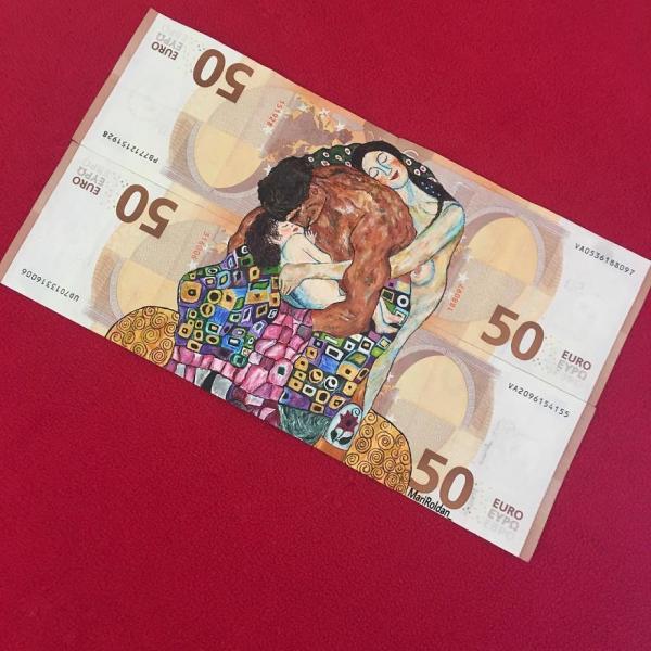 mari roldn the young artist who paints on money 5b73f07f6841c 880