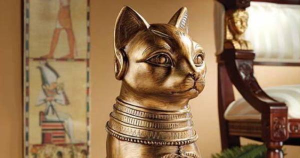 egyptian cat statue