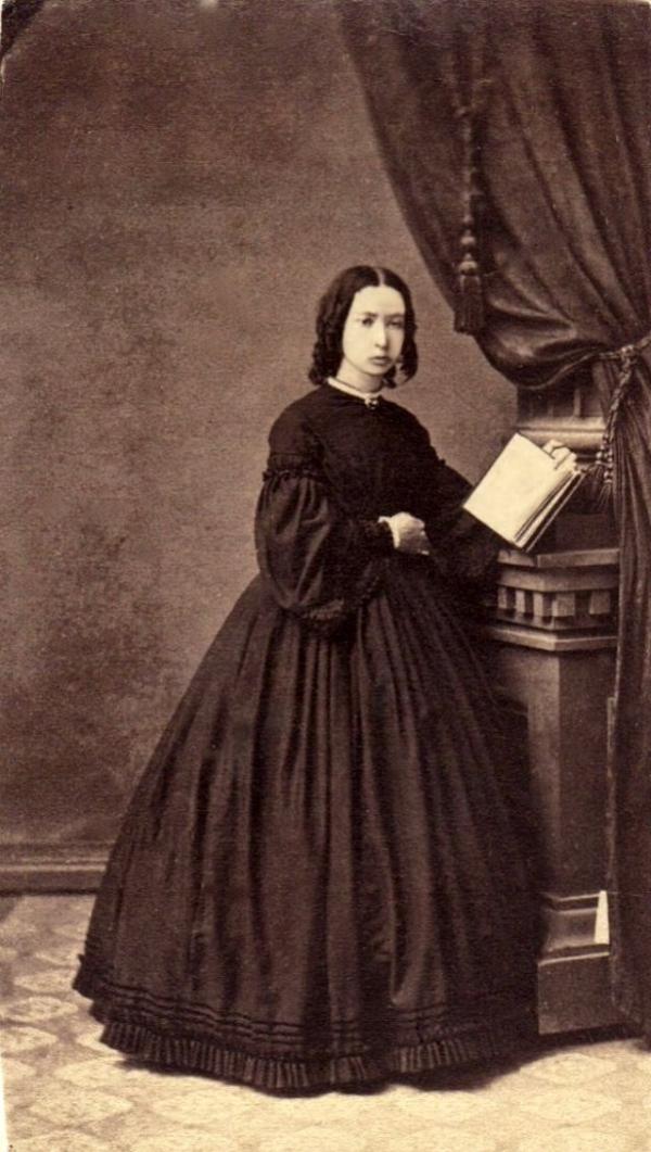 girls dresses in the 1860s 22