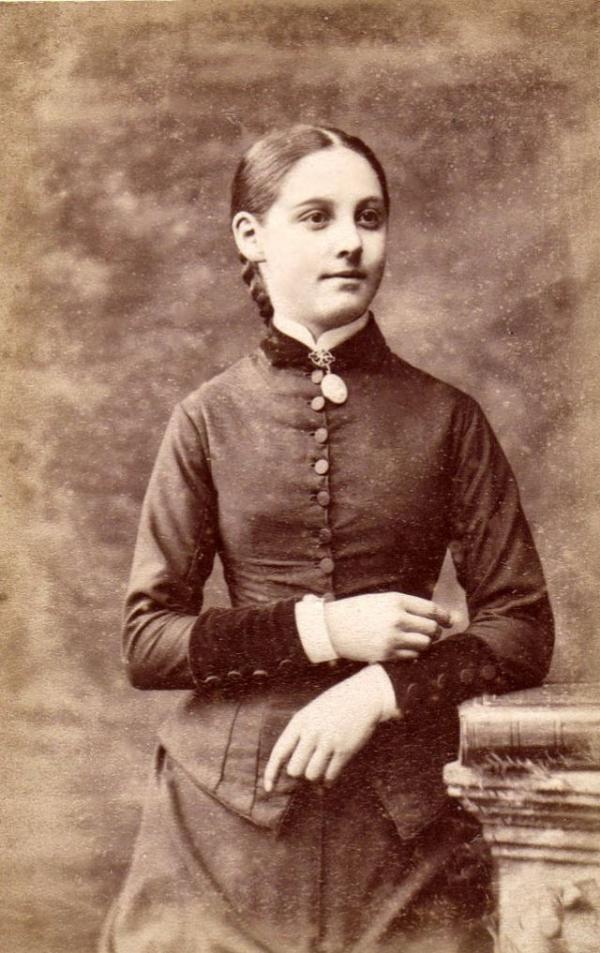 girls dresses in the 1860s 53
