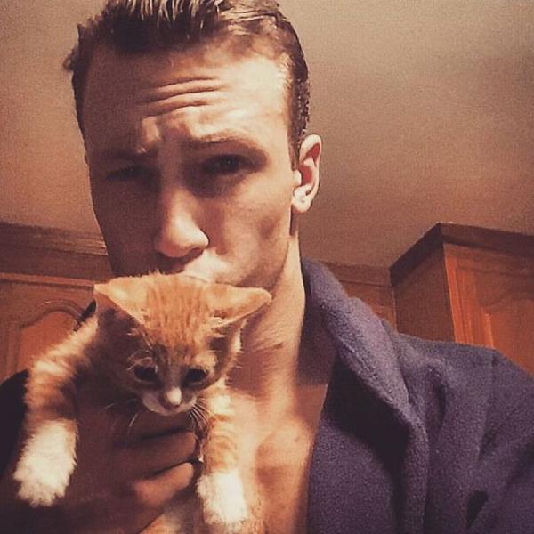 hot dudes with kittens instagram 41 605