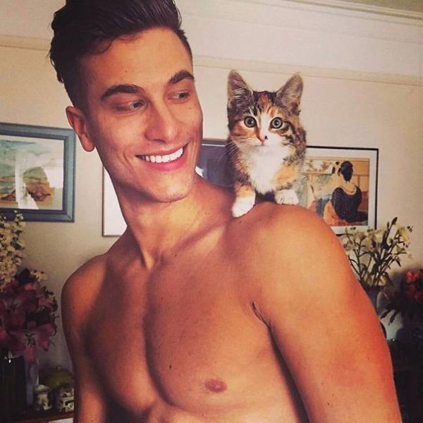 hot dudes with kittens instagram 52 605
