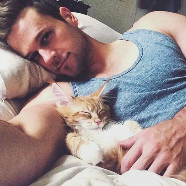 hot dudes with kittens instagram 68 605