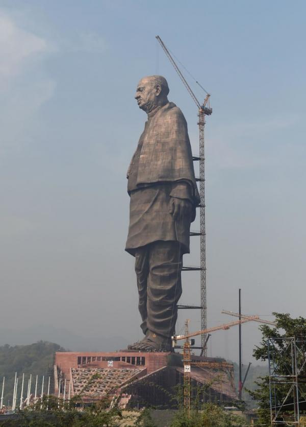 http 2f2fcdn cnn com2fcnnnext2fdam2fassets2f181025114219 india tallest statue 4