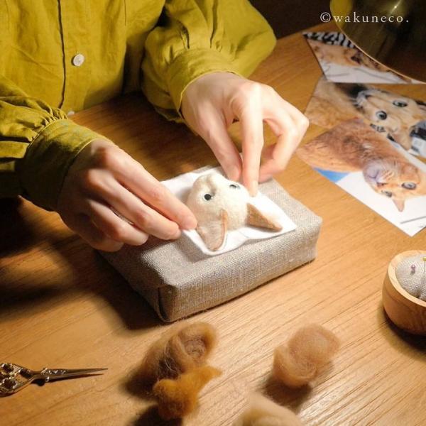 artist makes hyper realistic cats using felted wool and the result is wonderful 5b51cb6deb126 880