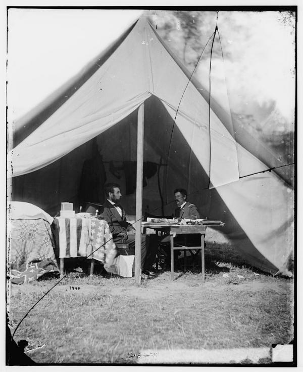 800px abraham lincoln and george b mcclellan in the generals tent oct 1862