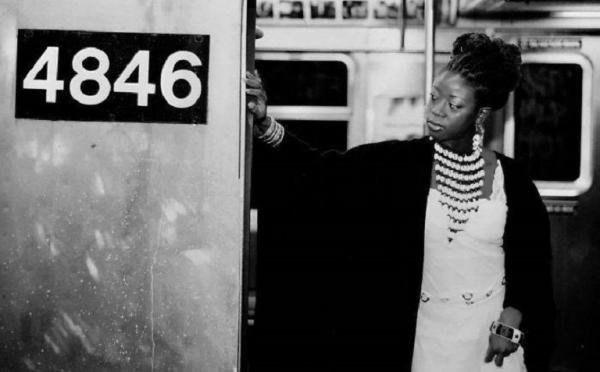 photographer tells the story of the new york subway through vintage photos 5