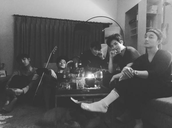 jung joon young and friends in seollal 2017 01