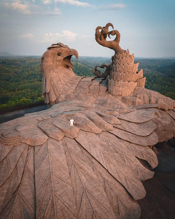 largest bird statue jadayupara jatayu earth centre india 6 5cb990b5da347 700