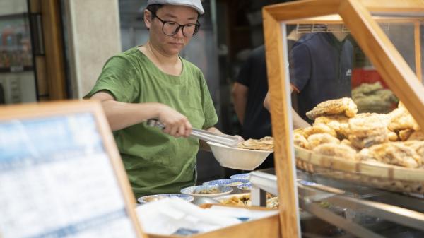 phim-tai-lieu-street-food-netflix6 phim tai lieu street food netflix6
