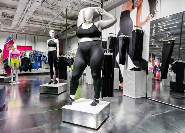 nike plus size mannequin reactions 5cff9ab374a19 700