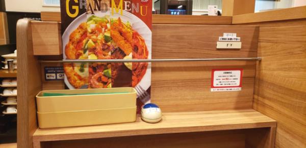 japanese family restaurant chain gust gusto creates solo dining booths with free wifi power outlets points charge locations review top best tokyo 8