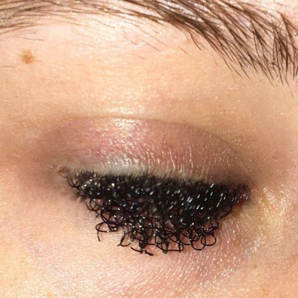 someone started a curly eyelash trend and we cant wait for it to stop3