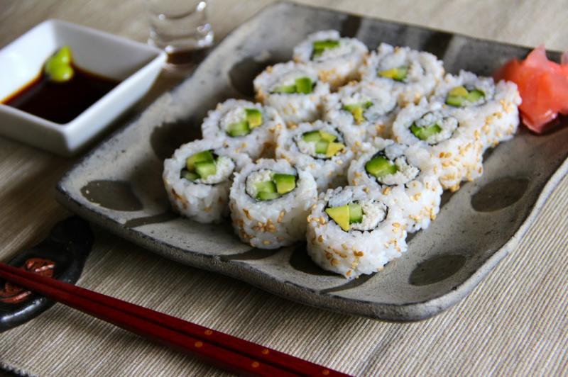 sushi california roll